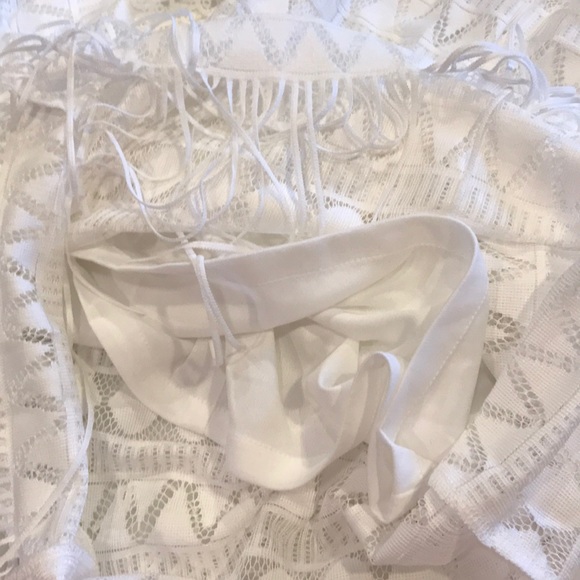 C by cubic off shoulder lace fringe dress size 8 - Picture 13 of 15